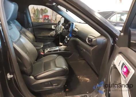 2021 Ford Explorer St z USA, uszkodzony, nr VIN 1FM5K8GC1MGB76739